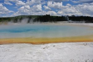 At Black sand Basin, less tourists and more intimate geysers