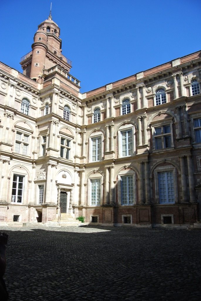 The Renaissance Hotel d'Assézat houses the Bemberg collection