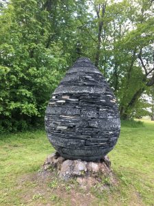 Andy Goldsworthy's sculpture is mad elf local stones